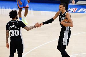 尚帕尼再談身體對抗：我們要率先打出應(yīng)有強度 我們還能打得更好