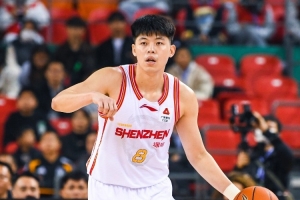 容子峰：廣廈夾擊球隊(duì)能力強(qiáng)的人 我們角色球員必須把握住機(jī)會(huì)