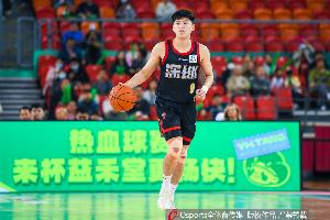 遠投有譜還能串聯！容子峰7中4&3記三分拿下13分7助攻