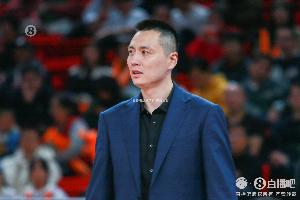 解說：盧偉下半場變陣合理大膽 北京碰到困難缺乏應(yīng)變對策