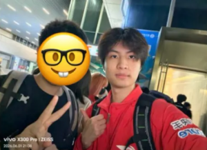 外網網友為WE選手點贊：戶外待了一個多小時，保證粉絲能拿到簽名、合照