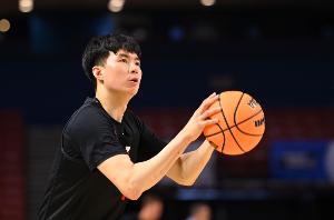 第三次參加！官方：李賢重將代表馬刺參加2026年拉斯維加斯夏聯(lián)
