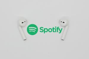 每體：與巴薩合作為Spotify公司帶來巨大影響，股價已經漲了6倍多