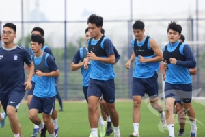 經過了短暫休整，武漢三鎮一線隊今日收隊集結