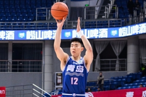 隊記：青島目前只有7名隊員參與新賽季備戰 段昂君在外進行特訓
