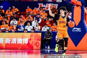 上海男籃是冠軍！偰李永煒社媒曬奪冠寫真：我們做到了