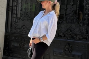 這么巧！圖片報：諾伊爾32歲前妻懷孕，25歲的現(xiàn)任妻子也在懷二胎