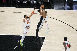 這次結果如何？馬刺總決賽前三場首節(jié)都領先尼克斯兩位數(shù)