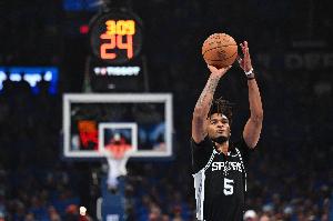 卡斯?fàn)栒勱P(guān)鍵兩罰：我每天都在練習(xí)高壓下的罰球 但實(shí)戰(zhàn)無(wú)法模擬