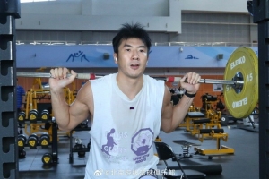 北控男籃結(jié)束休假集結(jié)歸隊(duì) 目前以恢復(fù)體能的力量訓(xùn)練為主