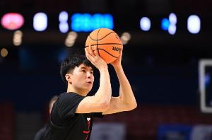 將出戰NBA夏聯！韓國籃協：李賢重將缺席世預賽第三窗口期比賽
