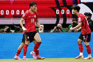 歐洲開門黑！亞洲獲首勝，明日兩東道主出戰，南美球隊首秀