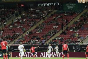 大片空座！記者曬圖質疑FIFA虛報韓國vs捷克上座人數：44985人？