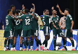 踢遍歐洲南美！沙特1-1戰平烏拉圭，亞足聯球隊2勝3平繼續不敗！