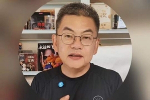 蘇群：雄鹿在字母交易中一定想得到4個(gè)以上選秀權(quán) 綠軍或是煙霧彈