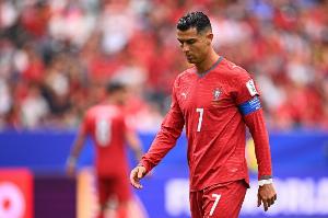 毫不留情！泰晤士評價：梅西精彩表演后，C羅表現卻像指甲刮黑板