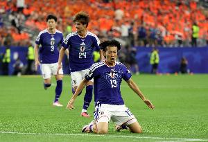 日媒預測日本明日首發：伊東純也堂安律領銜進攻陣，久保建英缺席