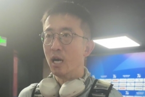姜至鵬：阿代米受傷后教練把我頂到前衛位置 我很好地完成了任務