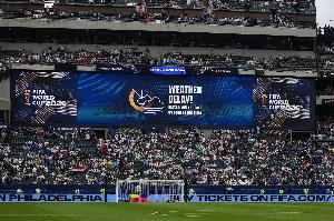 多位記者：FIFA確認，法國vs伊拉克下半場將于北京時間7點50開始