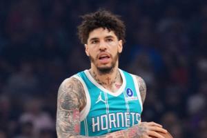 弗萊：三球在狼隊(duì)會變得更成熟 NBA正式重回三巨頭抱團(tuán)時(shí)代