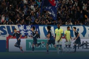 難道說？去年10月日本曾上演讓二追三，打破隊史對巴西不勝紀錄