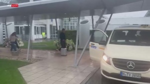 冷冷清清！世界杯爆冷止步32強后，德國隊在瓢潑大雨中回到慕尼黑