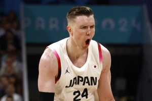10中9！楊鳴：中國隊下半場防守沒大問題 霍金森的個人能力太夸張