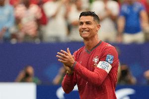 下賽季能否達成？C羅生涯976球距千球大關24球，本屆世界杯5場3球