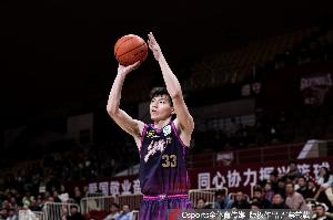 直播吧：浙江已經給老將吳前提供E類老將合同 但后者還未確定接受