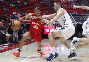 可圈可點！以賽亞·王19分鐘5中2拿到10分2板2斷 三分2中2