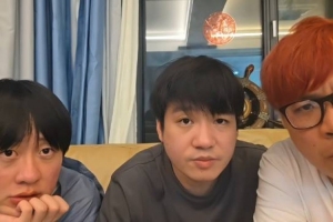 AJ：現在很難有18RNG的感覺 唯一18RNG感覺的就是BLG 多多鼓勵