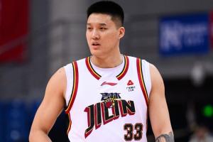 直播吧：吉林隊不執行曾繁日下賽季合同 后者已經離隊