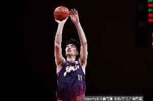 直播吧：余嘉豪基本確定下賽季重返CBA 目前只差澄清信