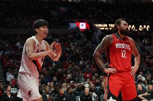 開拓者自媒體：楊瀚森之前打火箭狀態好信心就足 他要保持下去