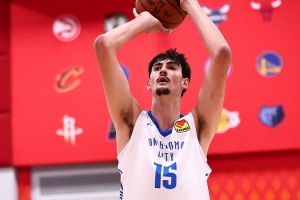 全能大個子！12號秀馬拉6中6高效拿下14分7板6助 罰球5中1要練