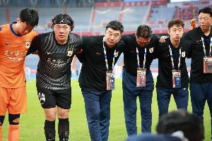 王大雷發文道歉：責任都是我們老隊員的，沒帶動好年輕球員