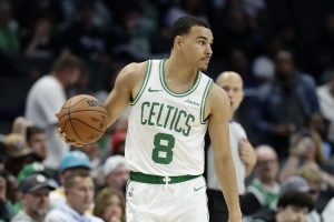 打過NBA？喀麥隆男籃通杰首節7中1僅拿3分 2025年53號秀