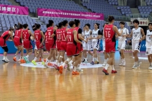 全國(guó)女籃錦標(biāo)賽第12日綜述：江西獲首勝 山東不敗領(lǐng)跑小組積分榜