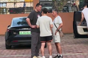 博主：朱芳雨今日回道宏遠俱樂部 與新外教團隊交流&完成交接工作