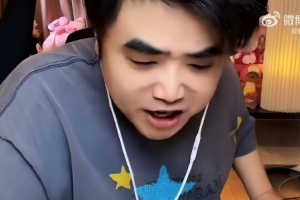 經紀人：去年某教練應聘賽前演講一波 點杯咖啡 賽后讓在職的復盤