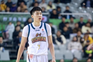 媒體人：段睿騏預計今天下午和遼寧男籃正式簽約