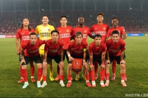 遼寧鐵人楠波灣主場3-1戰勝上海申花