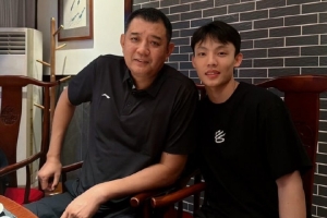 逍遙王！徐杰曬與鞏曉彬的合照：四川太好吃 下次再來