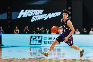 媒體人：石奎在這群大學生里確實鶴立雞群 他在關鍵時刻挺身而出