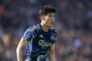 TA：水晶宮正與富安健洋深入談判，有望免簽這位日本國腳