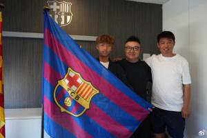 簽約拉瑪西亞！滬媒談14歲李昊炎：外界不該把他包裝成救世主