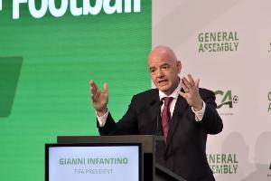 西媒：因凡蒂諾爭取非足聯(lián)、亞足聯(lián)支持，以保住FIFA主席職位