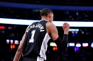 費爾斯：歡迎來NBA時刻是打文班亞馬 你能做的事很有限