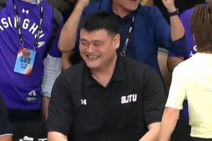 姚明笑嘻！金牛新星石奎被致命單斷 交大絕殺竟成“醫學奇跡” ！
