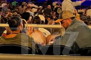 疑似克萊新女友？TMZ：克萊和神秘女伴一同參加音樂節(jié)